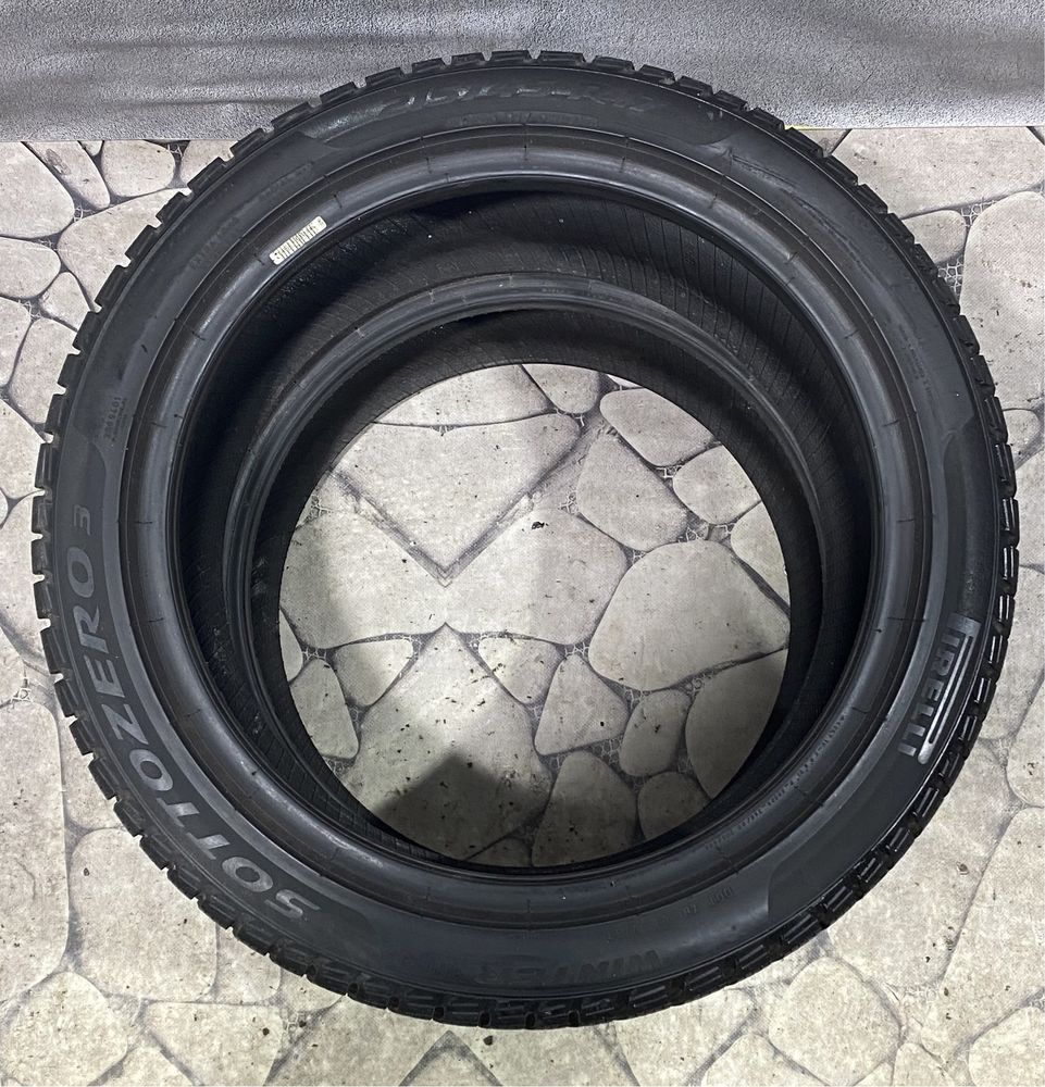 Зимова резина Pirelli 215/45 R 17