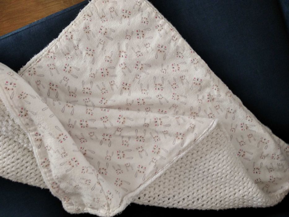 Kocyk biały ręcznie robiony