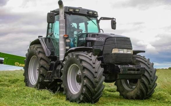 CZĘŚCI kabiny case mx135