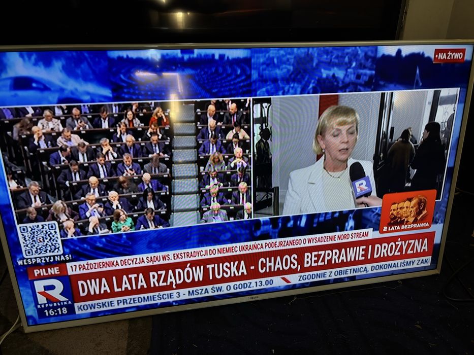 Tekewizor LED Samsung 48 cali ze Smartem przywieziony z Niemiec .