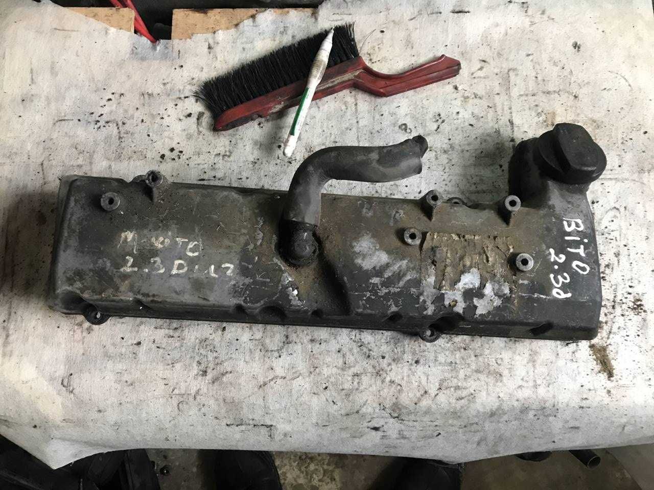 Кришка клапанна ГБЦ Mercedes-Benz Vito W638 2.3D OM601 A6010161805