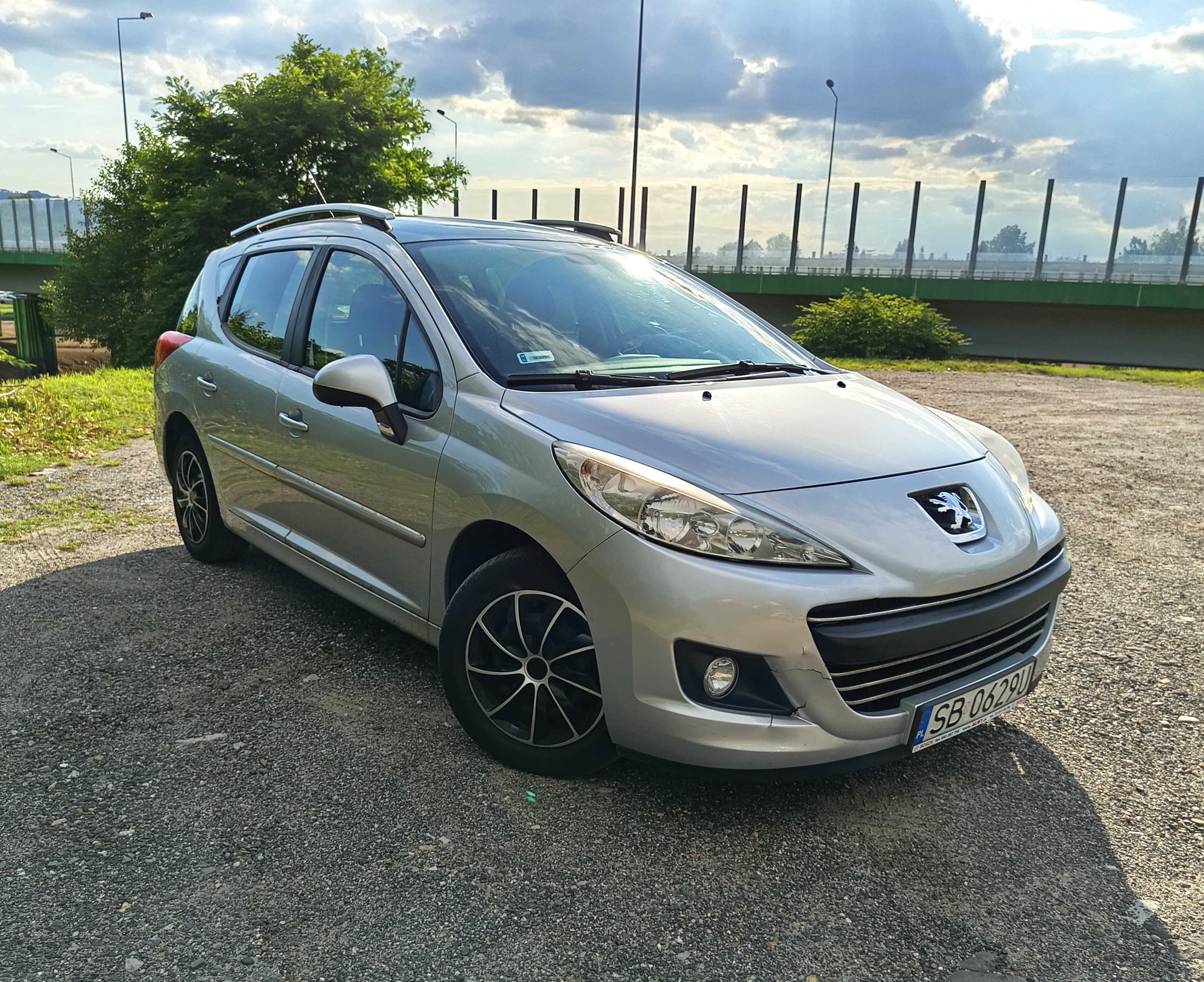 Peugeot 207 SW  kombi  1.6 Hdi  2010 r.