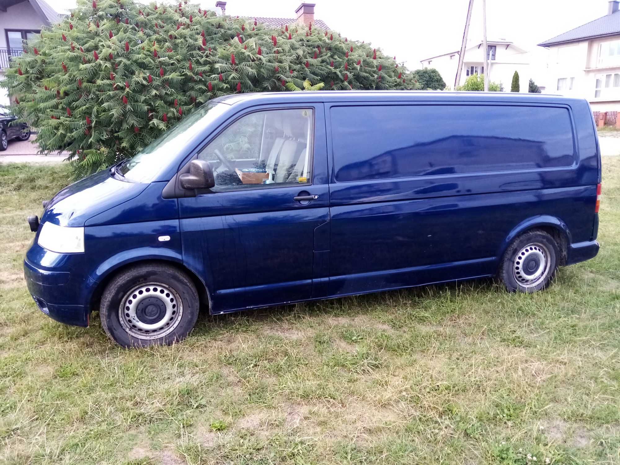 Volkswagen transporter t5 2.5 tdi 2004 rok
