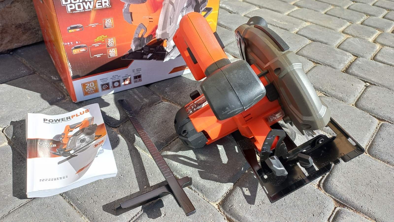 Акумуляторна паркетна пила powerplus powdp2520