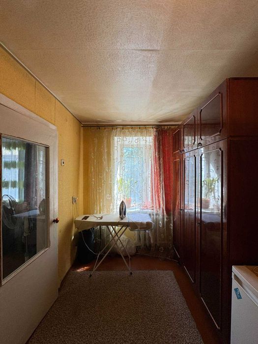 Продам 2 кім.кв. в районі пр. Івана Мазепи