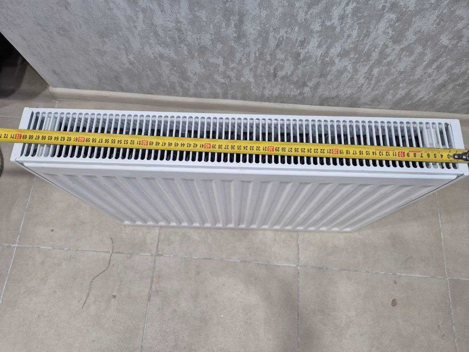 Продам металлический радиатор 70см в использовании НЕБЫЛ