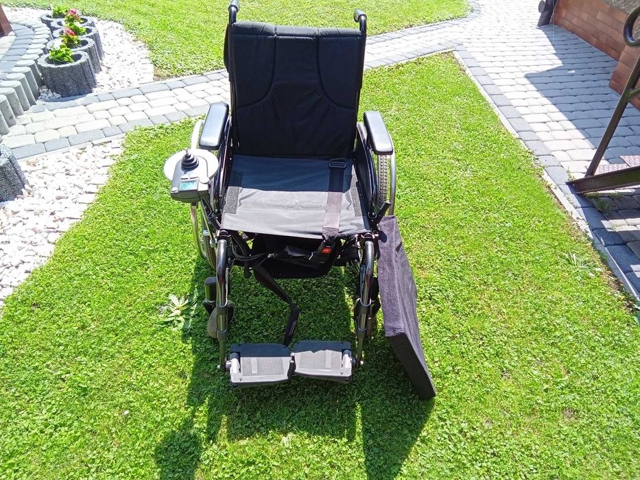 Wózek elektryczny inwalidzki