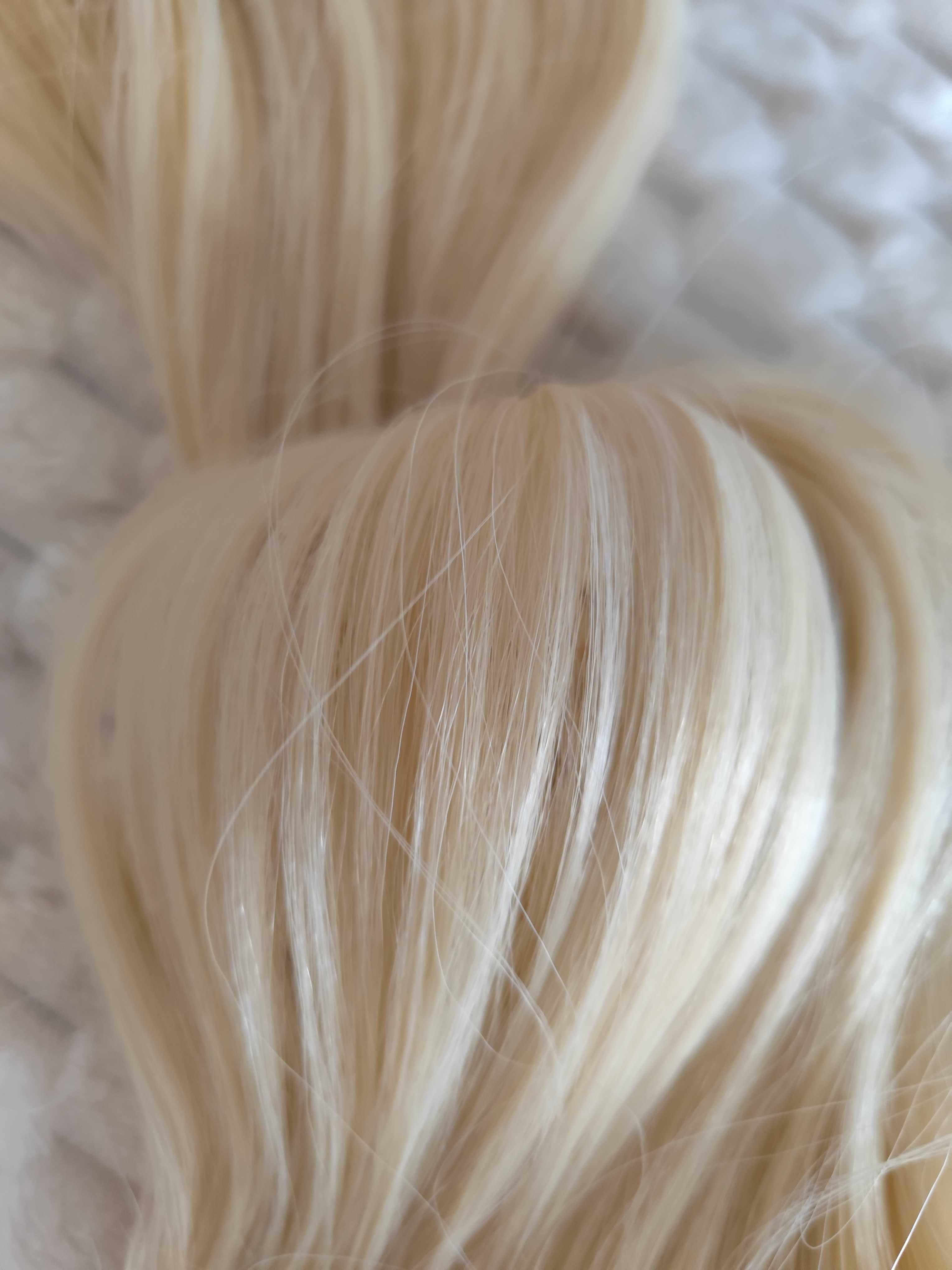 Włosy doczepiane jasny blond syntetyczne trzy taśmy 107 g 60 cm
