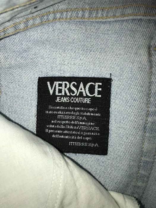 джинсы Versace