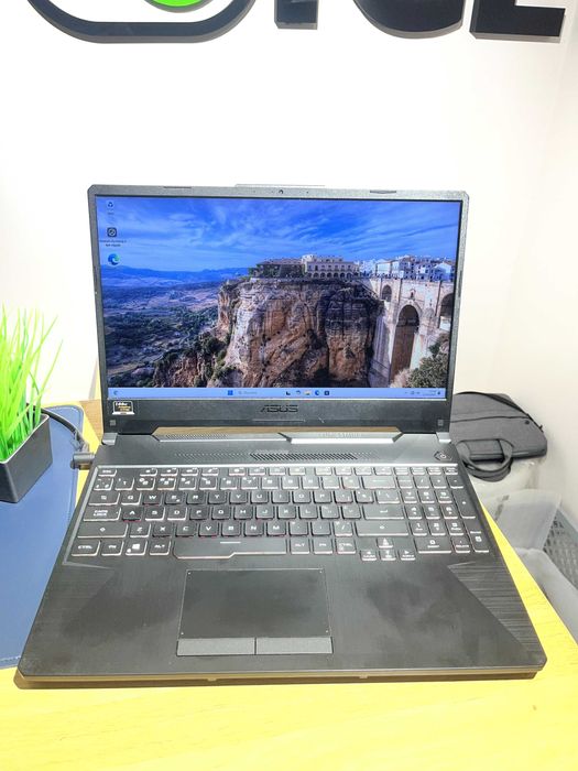 ASUS TUF GAMING FA506IV R7-4800H/RTX 2060/16GB/512GB SSD Klasa A-