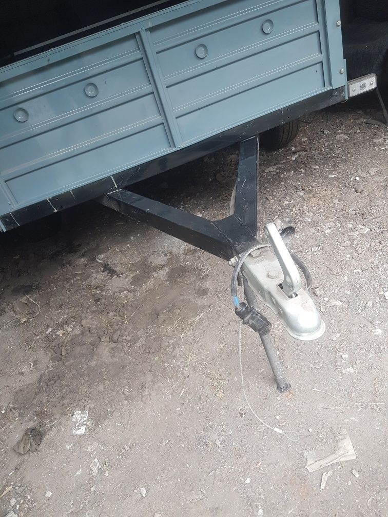 Прицеп легковой креминь