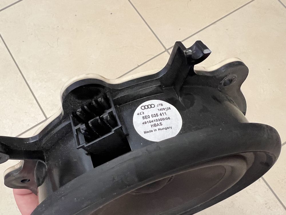 Seat Exeo (3R) - głośnik drzwi tylnych