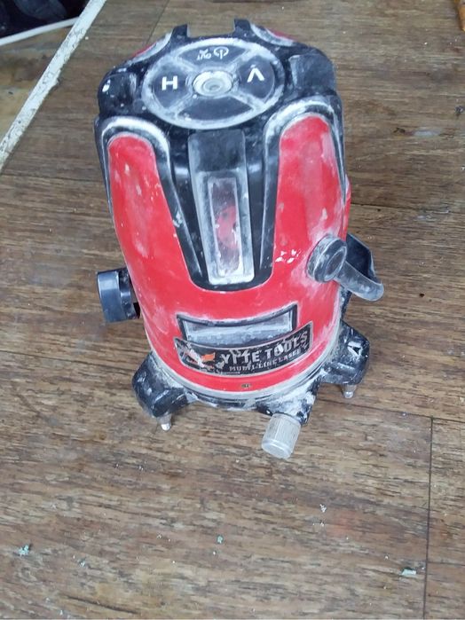 Лазерный уровень на запчасти