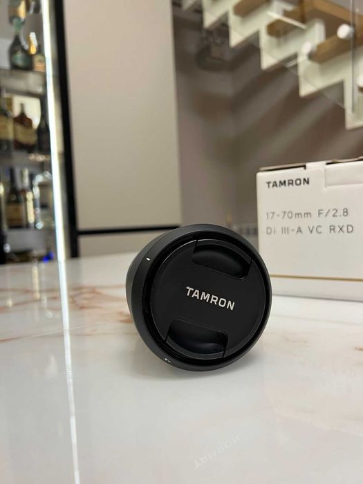 Tamron 17-70mm f/2.8 Di III-A VC RXD