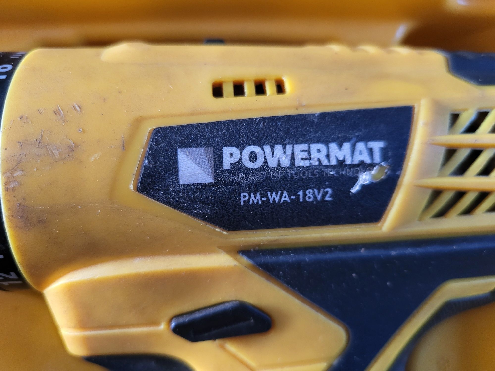 Wkrętarka akumulatorowa POWERMAT PM-WA-18V2