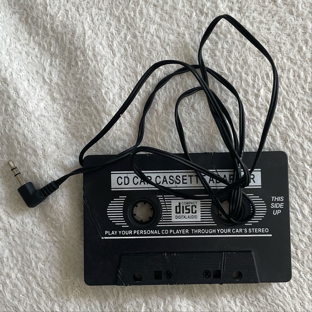 Ligação com jack para rádio de carro (com leitor de cassetes)
