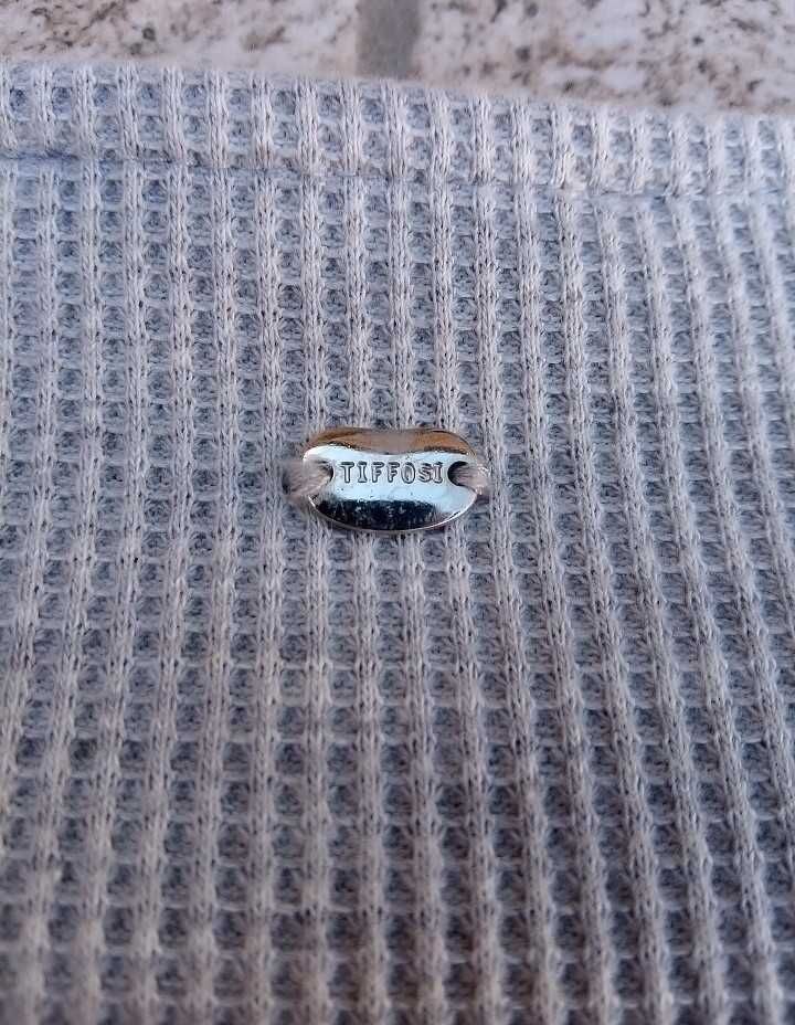 Vestido Tiffosi Novo cinzento meia manga