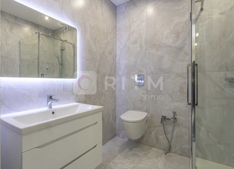 Унікальна та повністю комплектна 2х кімнатна біля озера в ЖК Міленіум