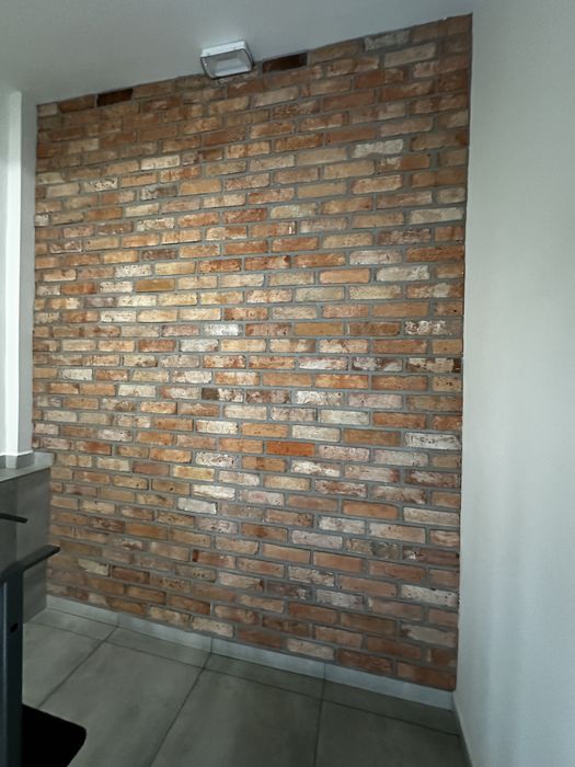 Stara porządna cegła z rozbiórki