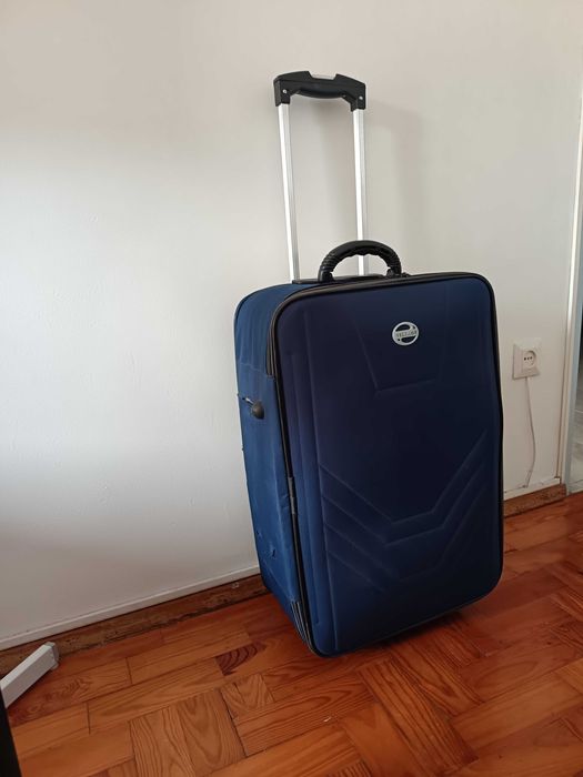 Mala de Viagem - Cor Azul - Tamanho Médio