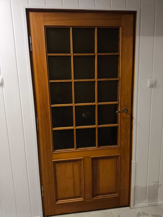 Sprzedam drzwi drewniane 4 sztuki 70,80,80 i 90cm