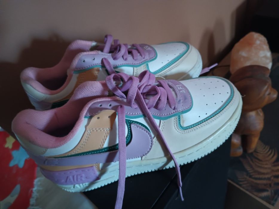 Sprzedam nowe buty damskie