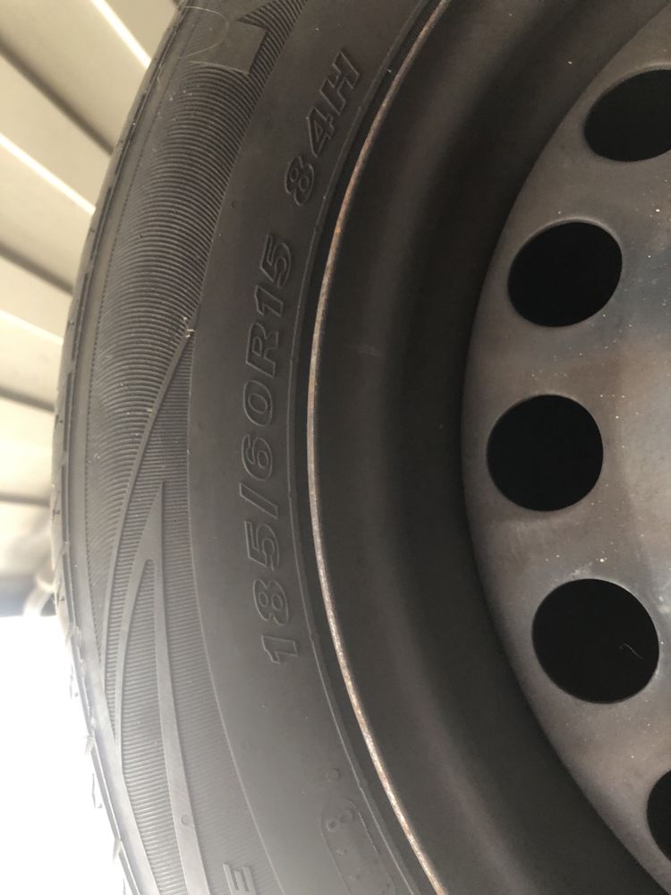 Sprzedam opony 185/60 r15