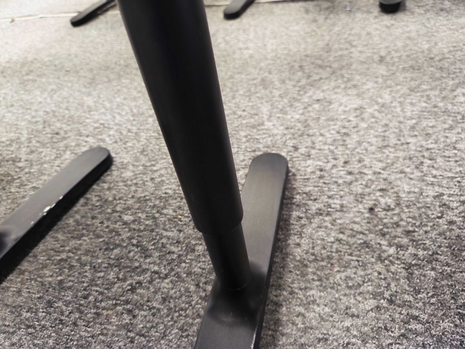 Biurko Stół regulowany IKEA Bekant