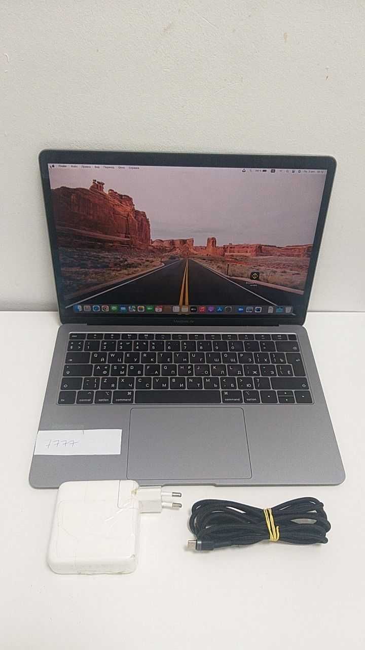 Ноутбук Apple A1932 MacBook Air 13  2018