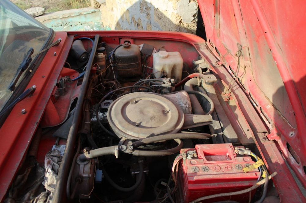 Продам машины Ford Orion и ваз 2101