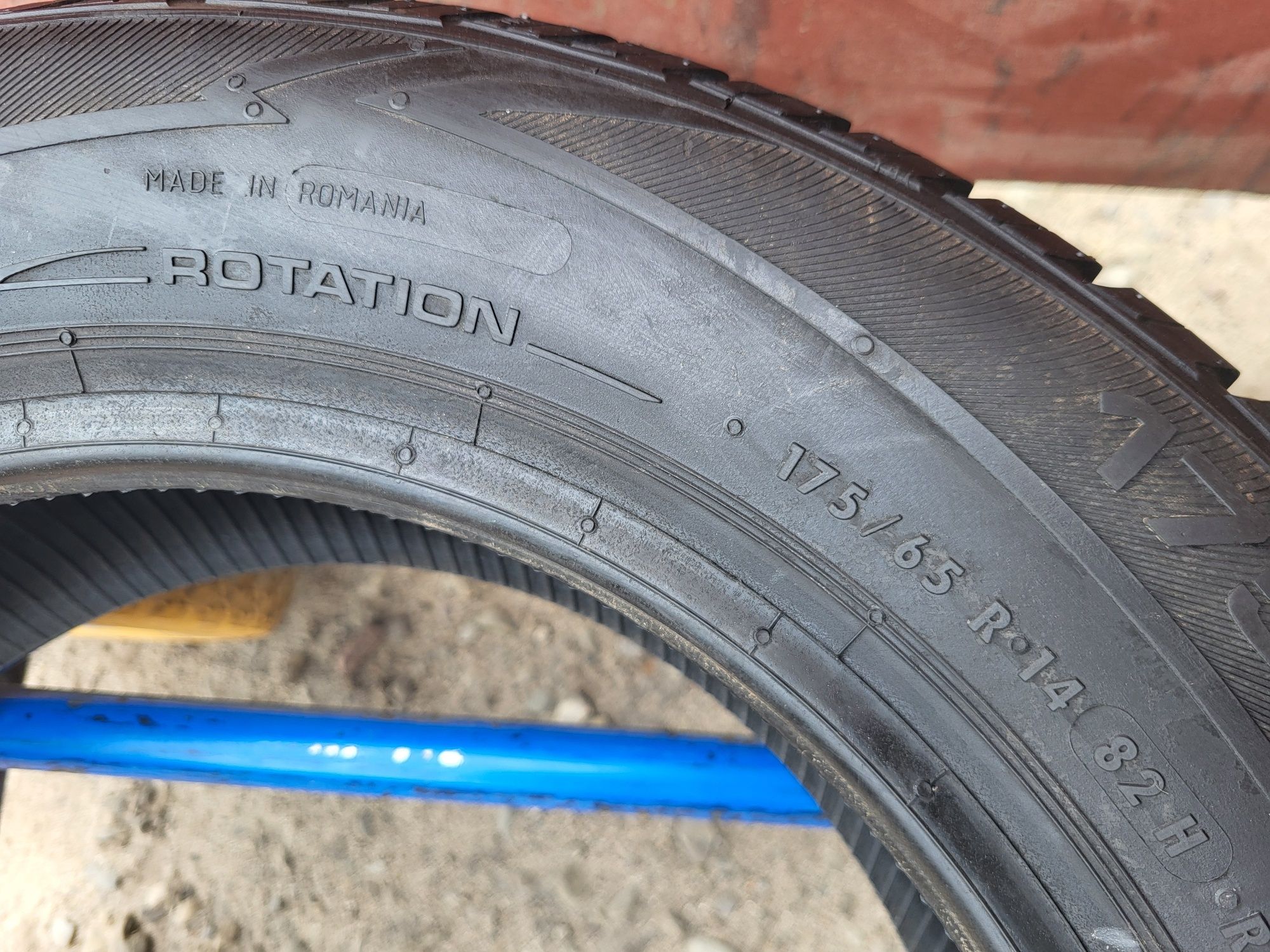 175/65/14 R14 Uniroyal RainExpert 4шт ціна за 1шт шини
