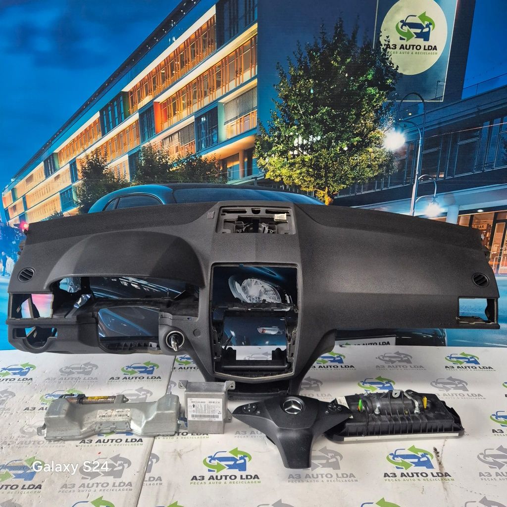 Tablier completo com kit de airbag Mercedes W204 Classe C