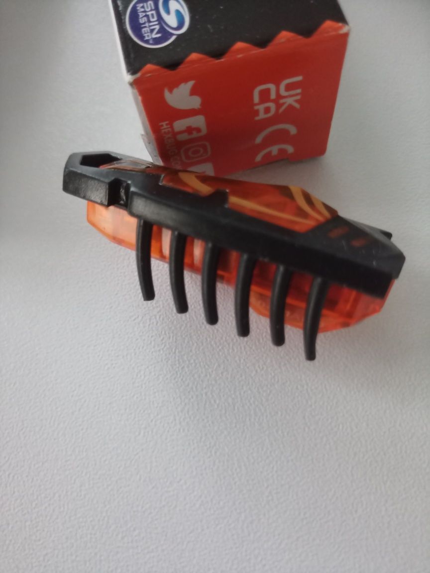 Нано жук HexBug - мікро робот імітуючий рухи комах