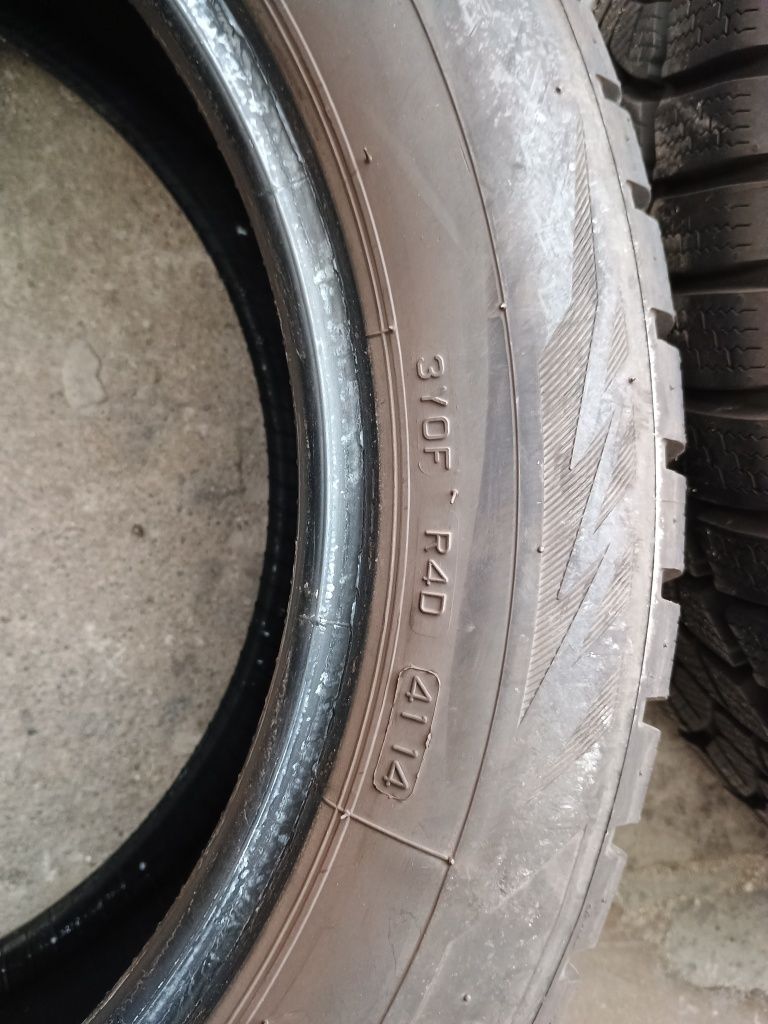 Komplet 4 opony Winterhawk 3 zimowe 205/55/R16 używane