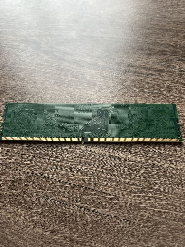 Оперативна пам'ять DDR4-3200 8192MB