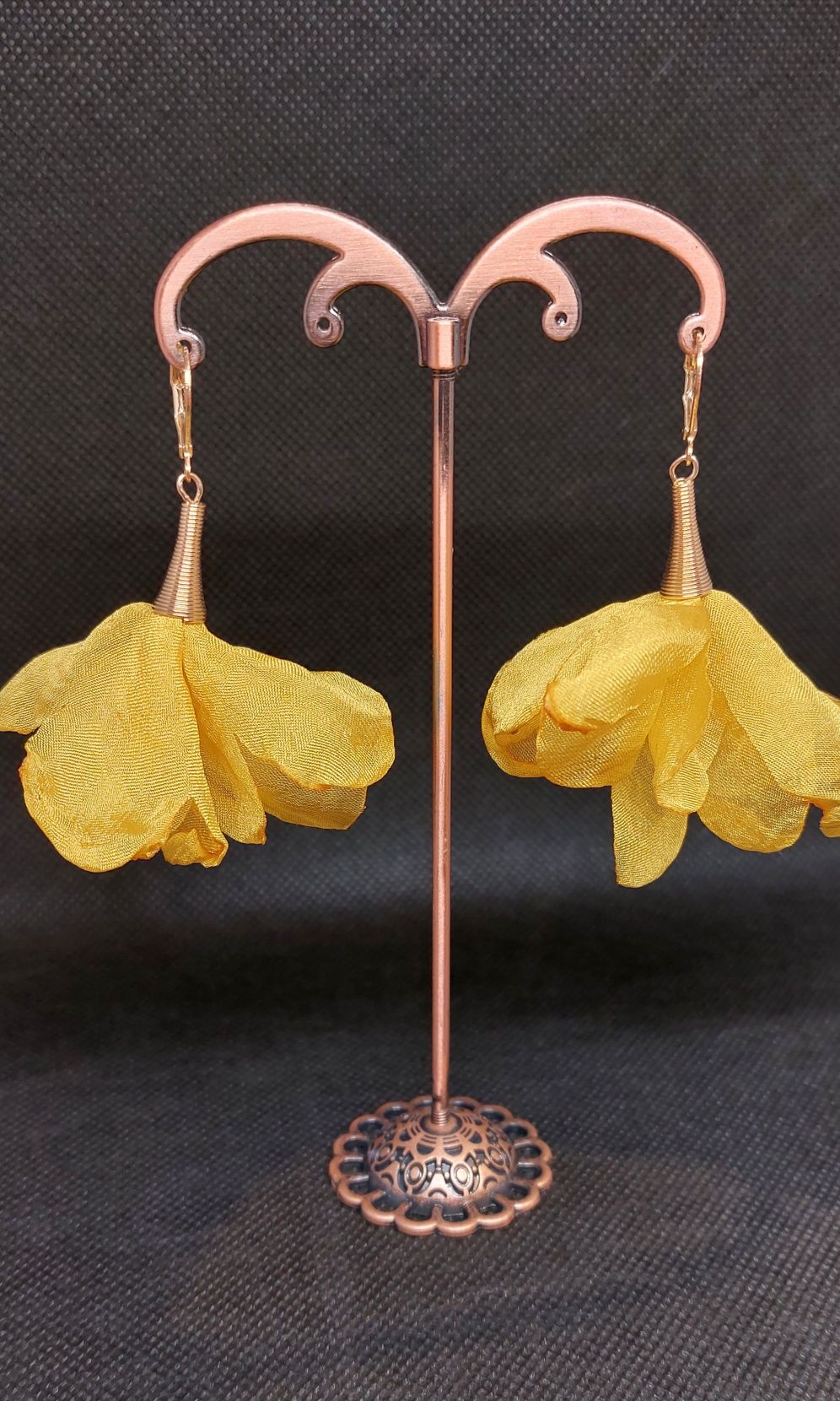 Kolczyki kwiatki z materiału kolor żółty