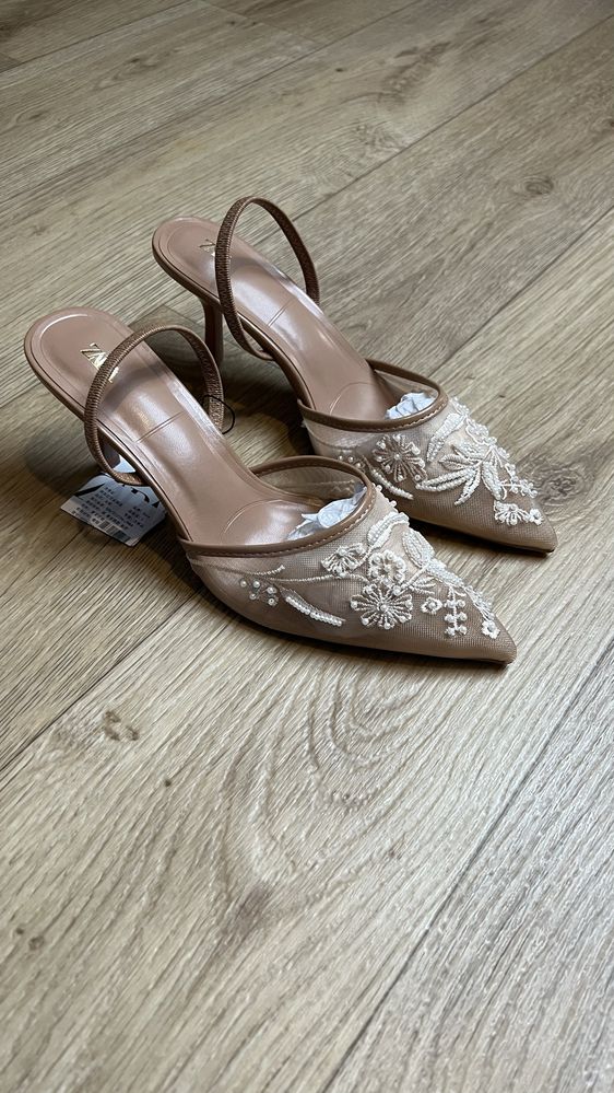 Туфлі ZARA 37-38 Розмір