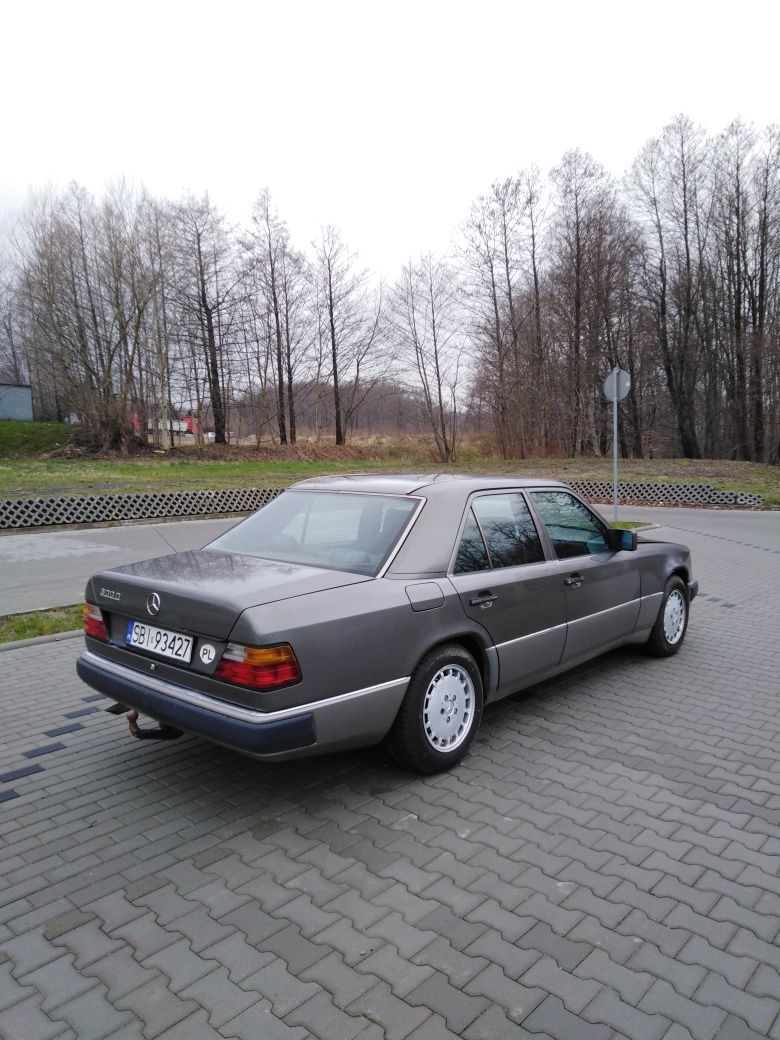 Mercedes w124 300D