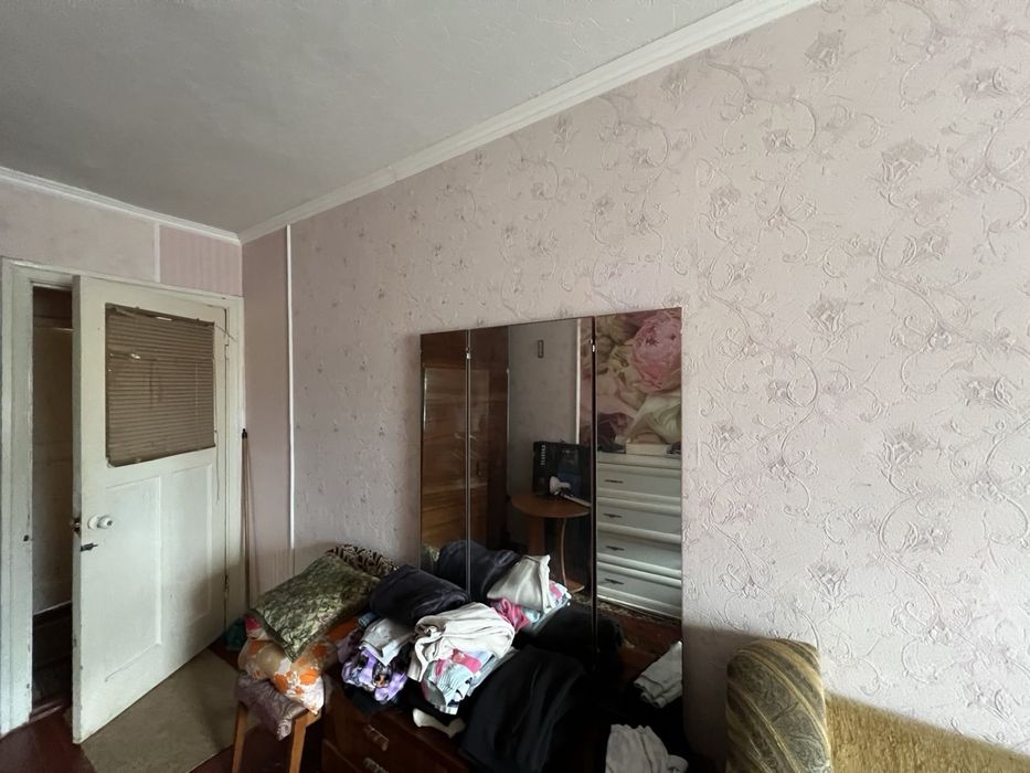 Продаж квартири не подалік Центру.