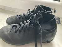 Buty piłkarskie korki Nike rozm 32 czarne, wkl wew 21cm.