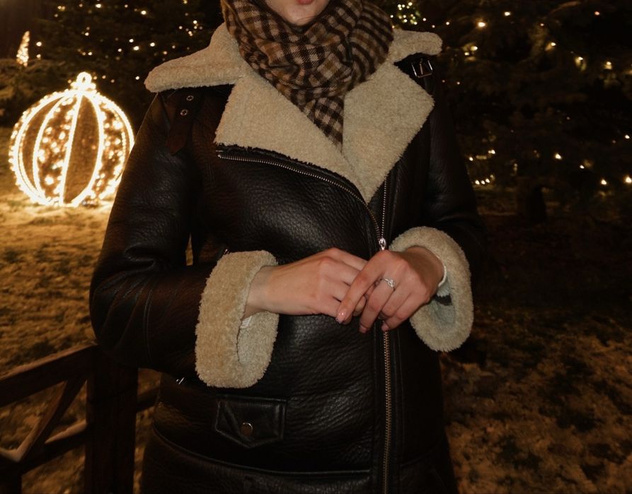 Теплая дубленка Stradivarius