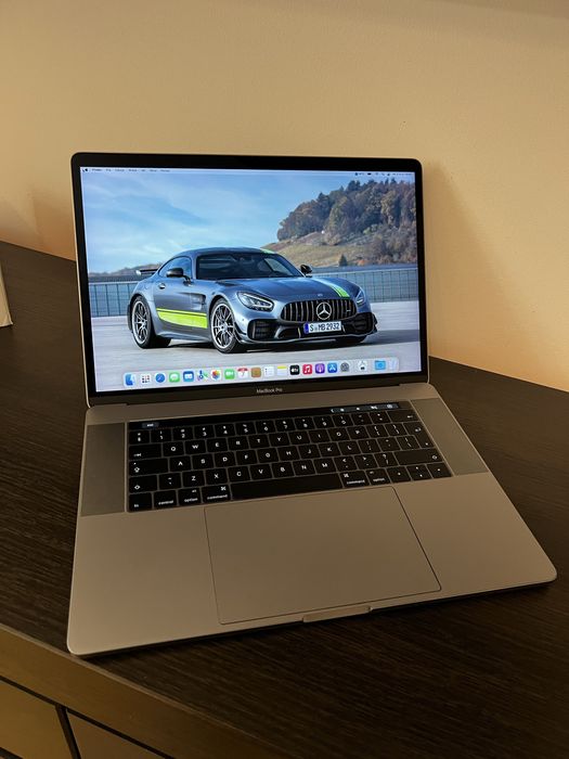MacBook Pro A1707