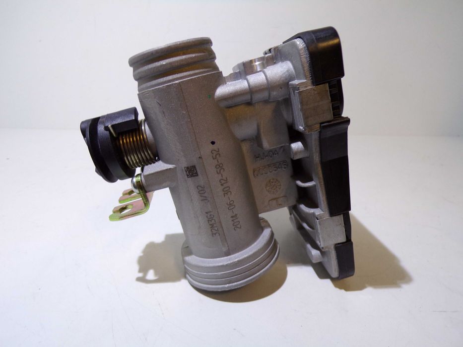 Przepustnica ECU Nowa zaczyta klucz Vespa GTS Piaggio X10 125