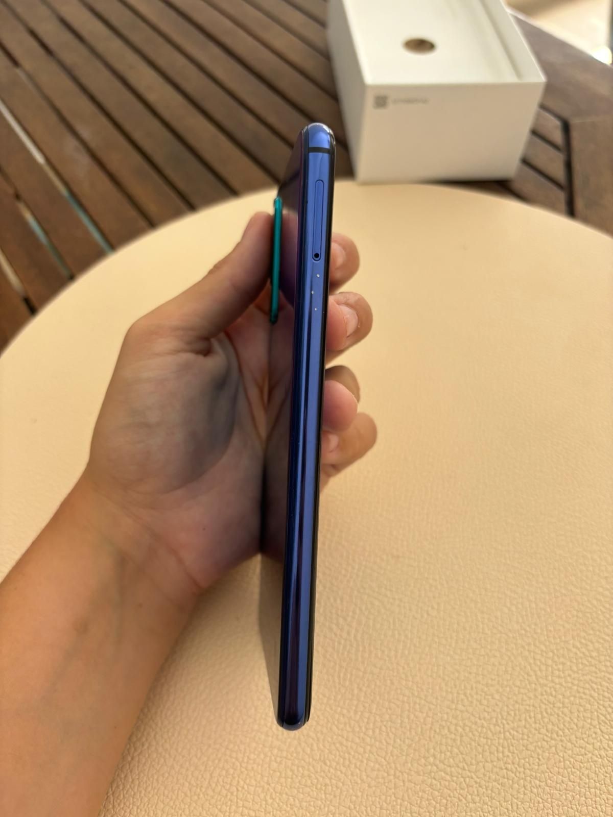Huawei Nova 5t, 6gb Ram, 128 gb em óptimo estado