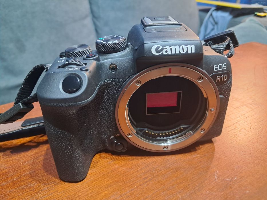 Canon r10 + Rf-s18-150 + rf 100-400