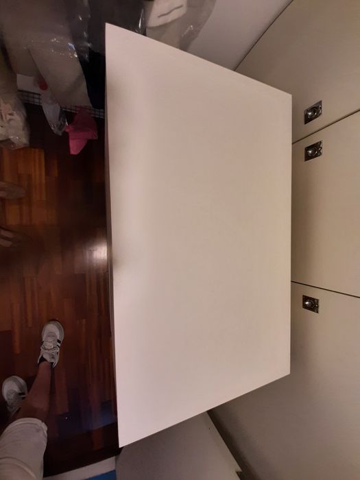 Cómoda IKEA Malm 4 gavetas