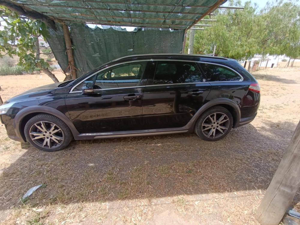 Peugeot 508 RXH Híbrido 200cv – 2014 | 220.492 km | Muito Bom Estado