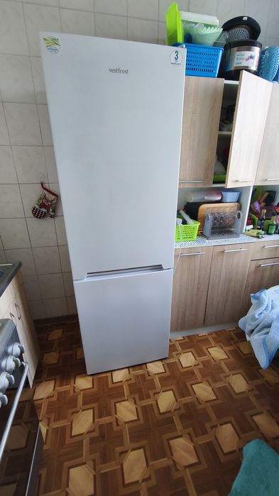 Холодильник vestfrost