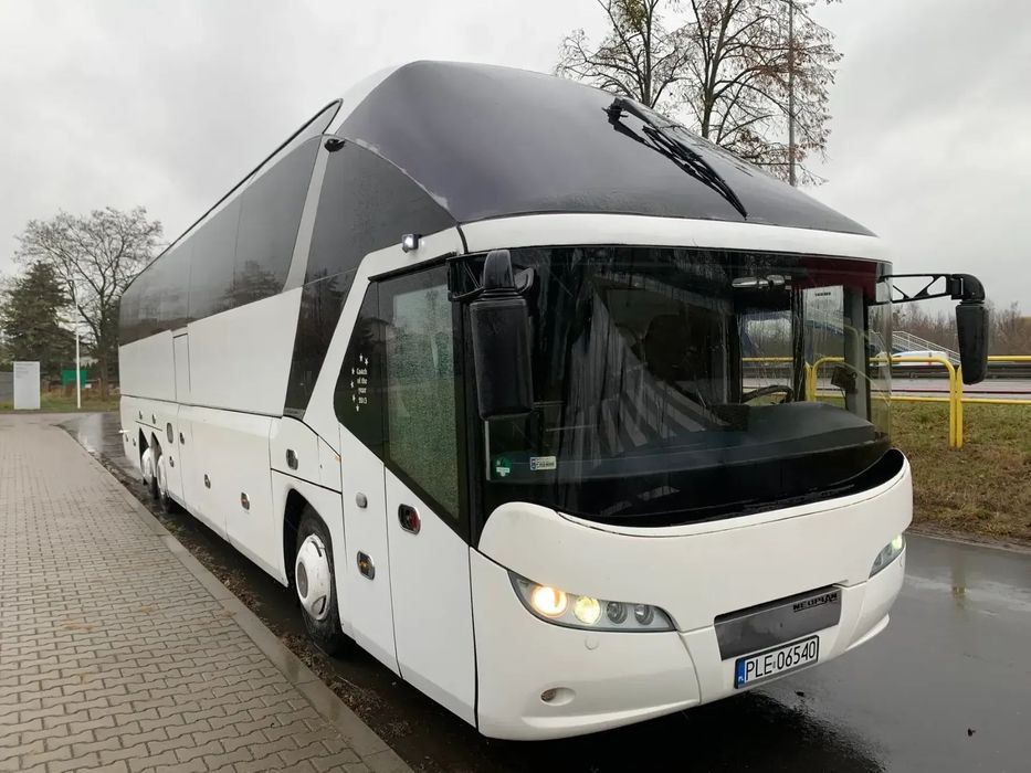 Neoplan Starliner
