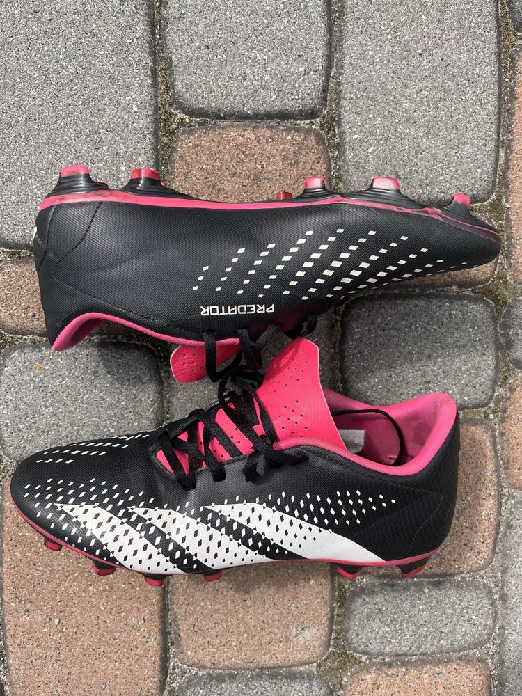 Продам бутси adidas predator 42 розмір